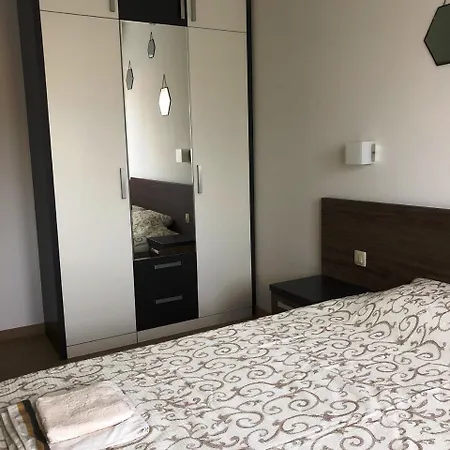 Gogi Apartment