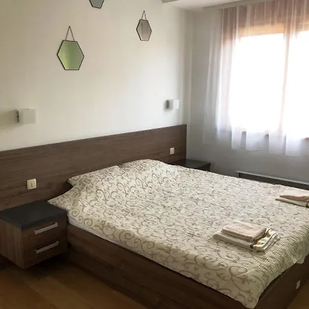 Gogi Апартаменты